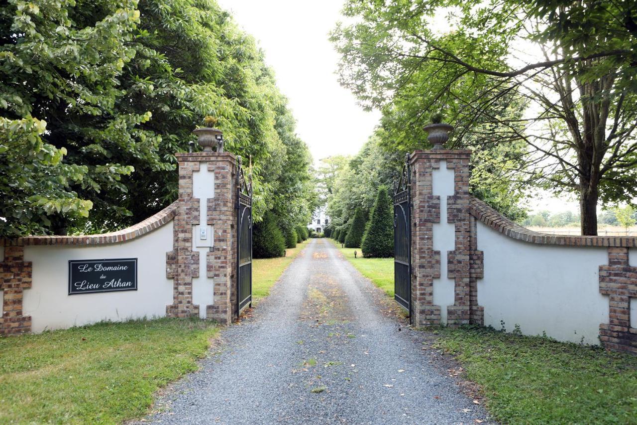 Le Domaine Du Lieu Athan ,Reserve Aux Adultes Bed & Breakfast Saint-Gâtien-des-Bois Exterior foto